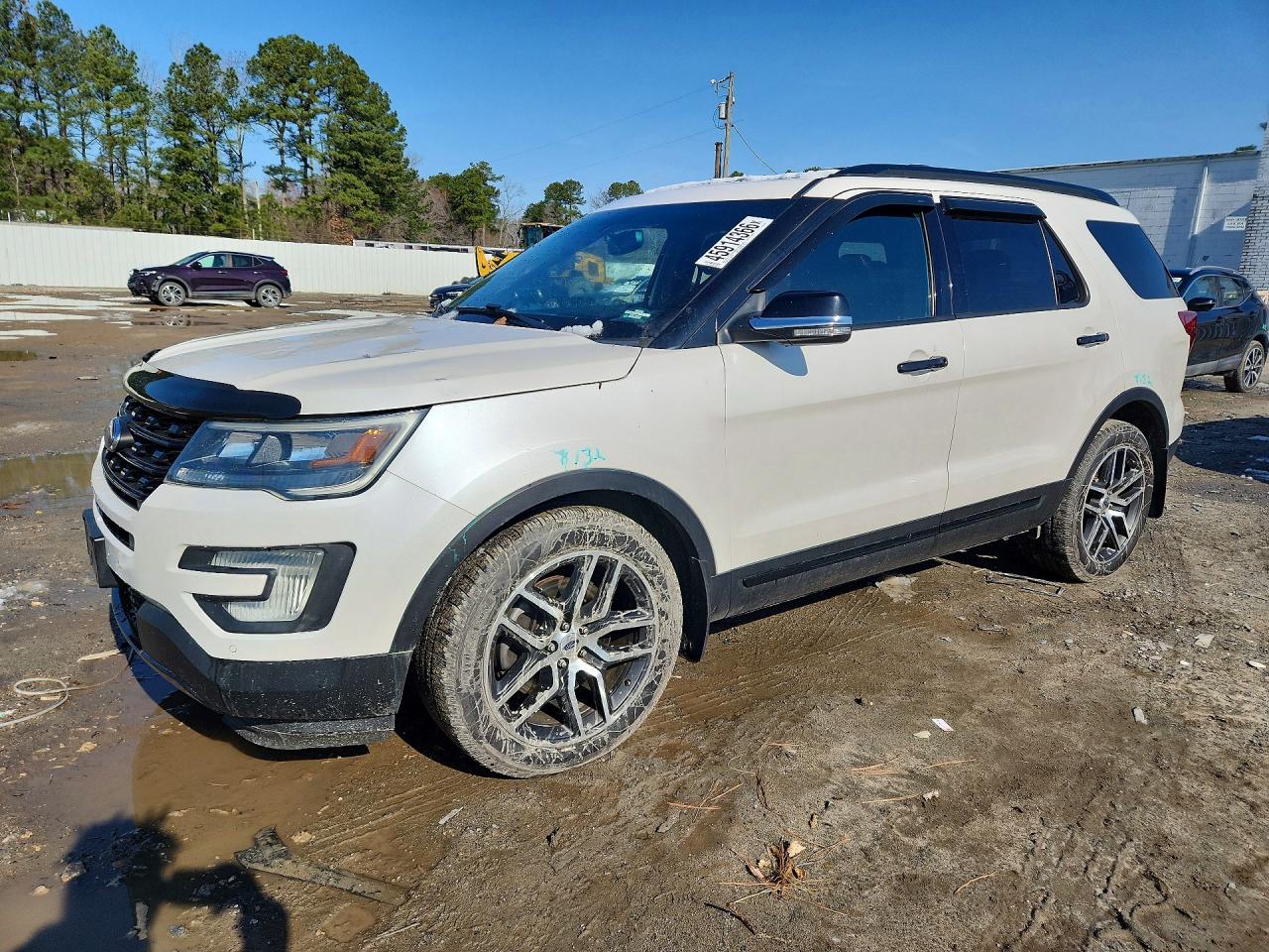 Salvage Ford Explorer Image