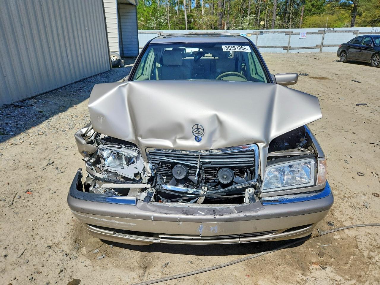 Mercedes-Benz C-Class 230