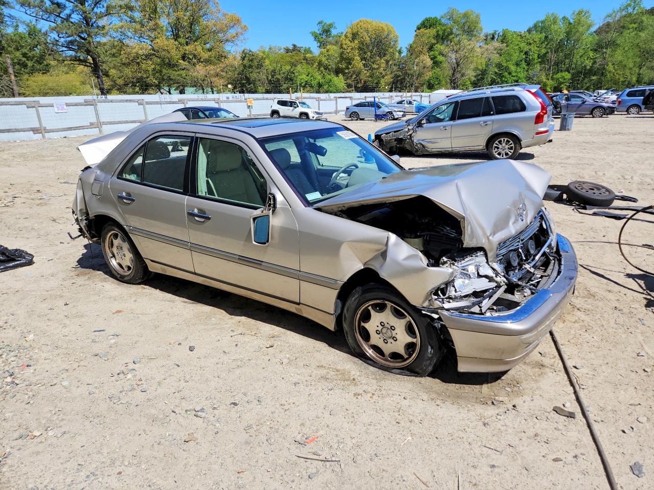 Mercedes-Benz C-Class 230
