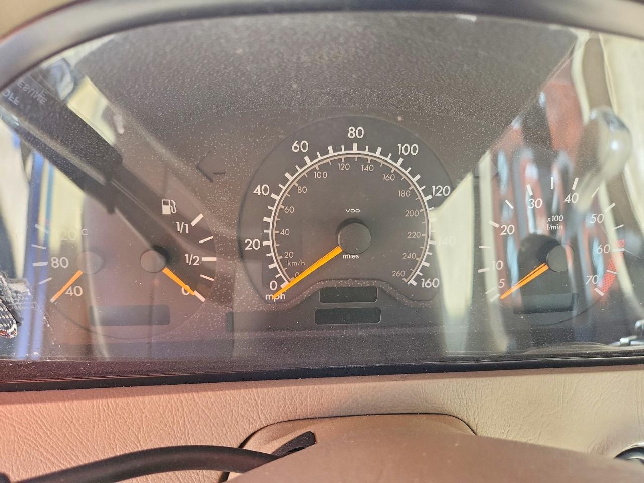 Mercedes-Benz C-Class 230