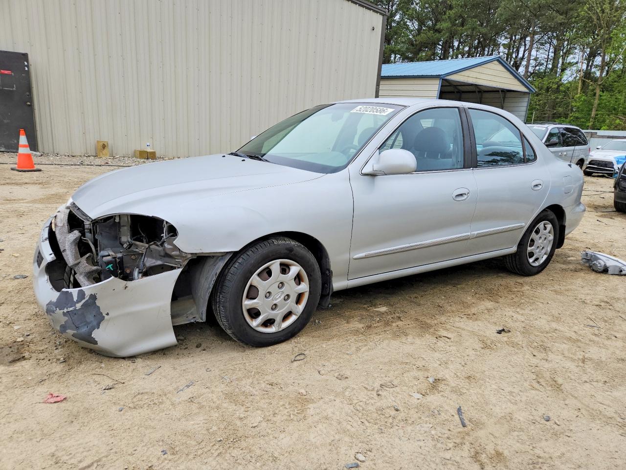 Salvage Hyundai ELANTRA Image