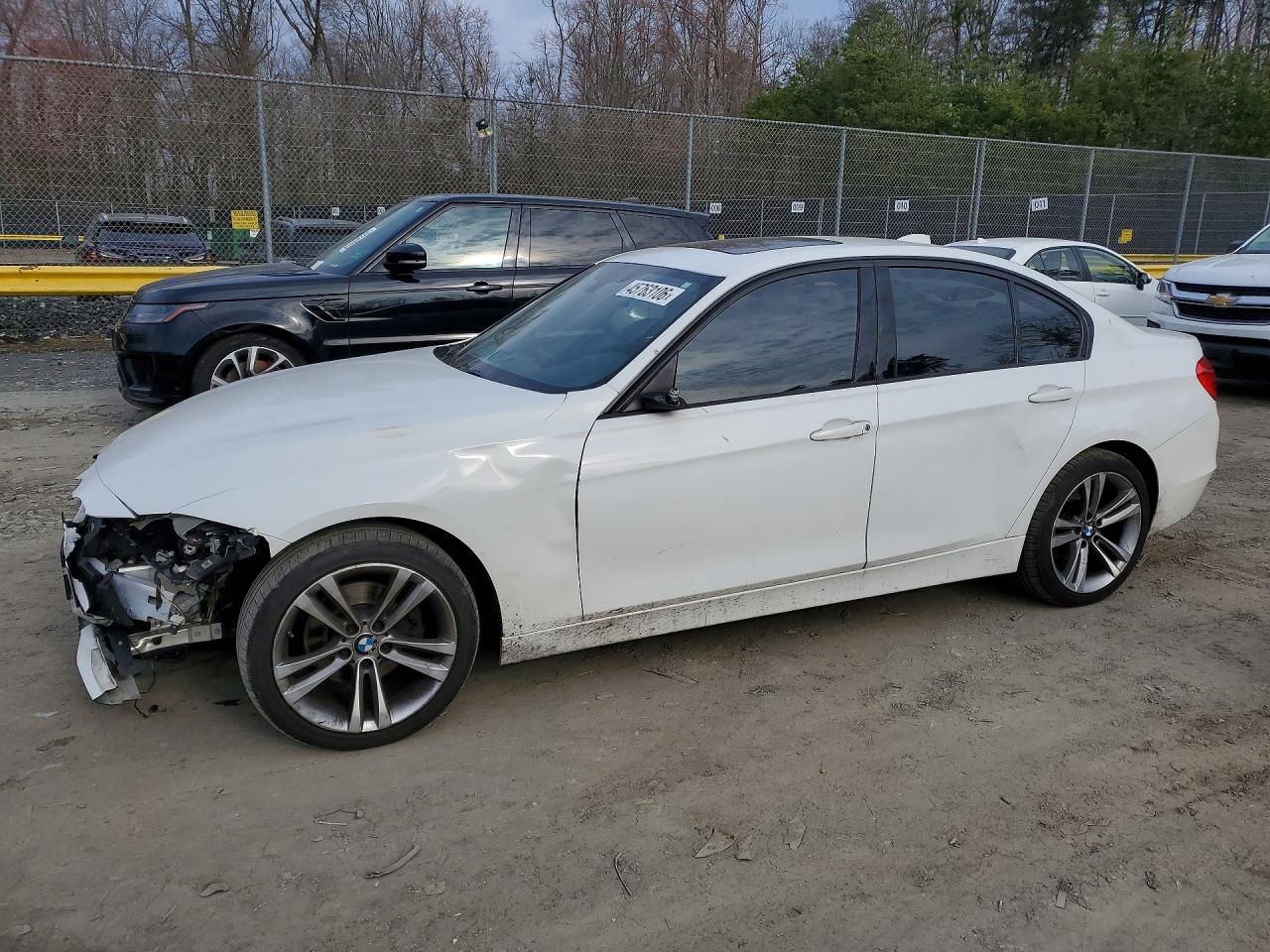 Salvage BMW 3 Series Image