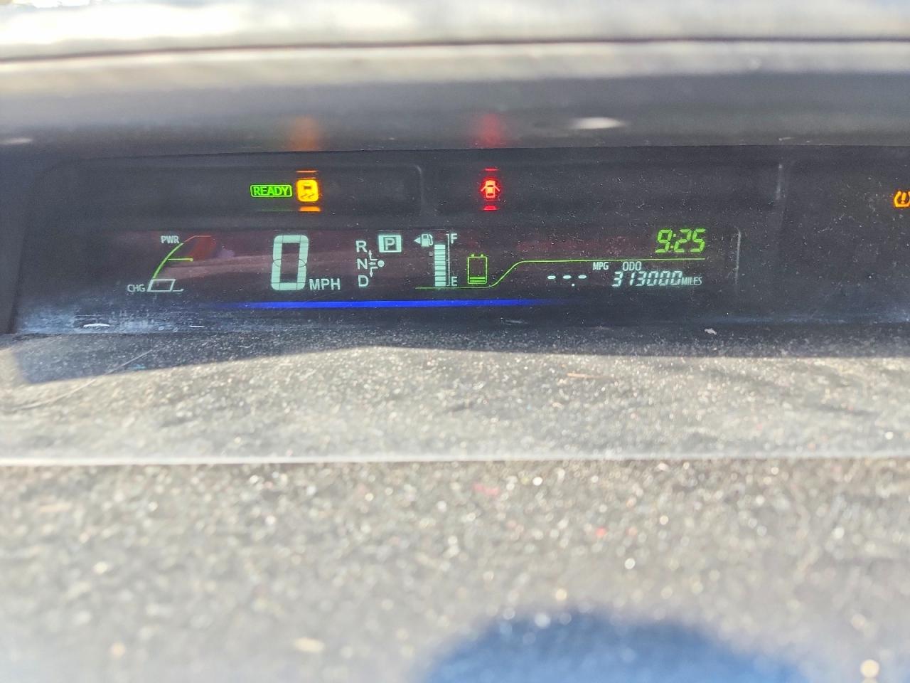 Toyota Prius v Two