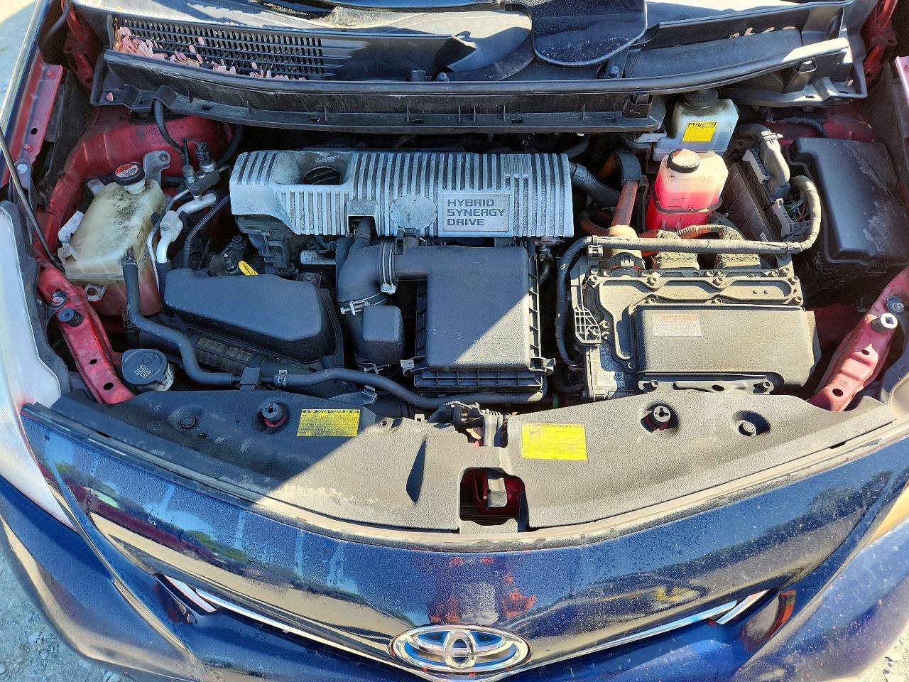 Toyota Prius v Two