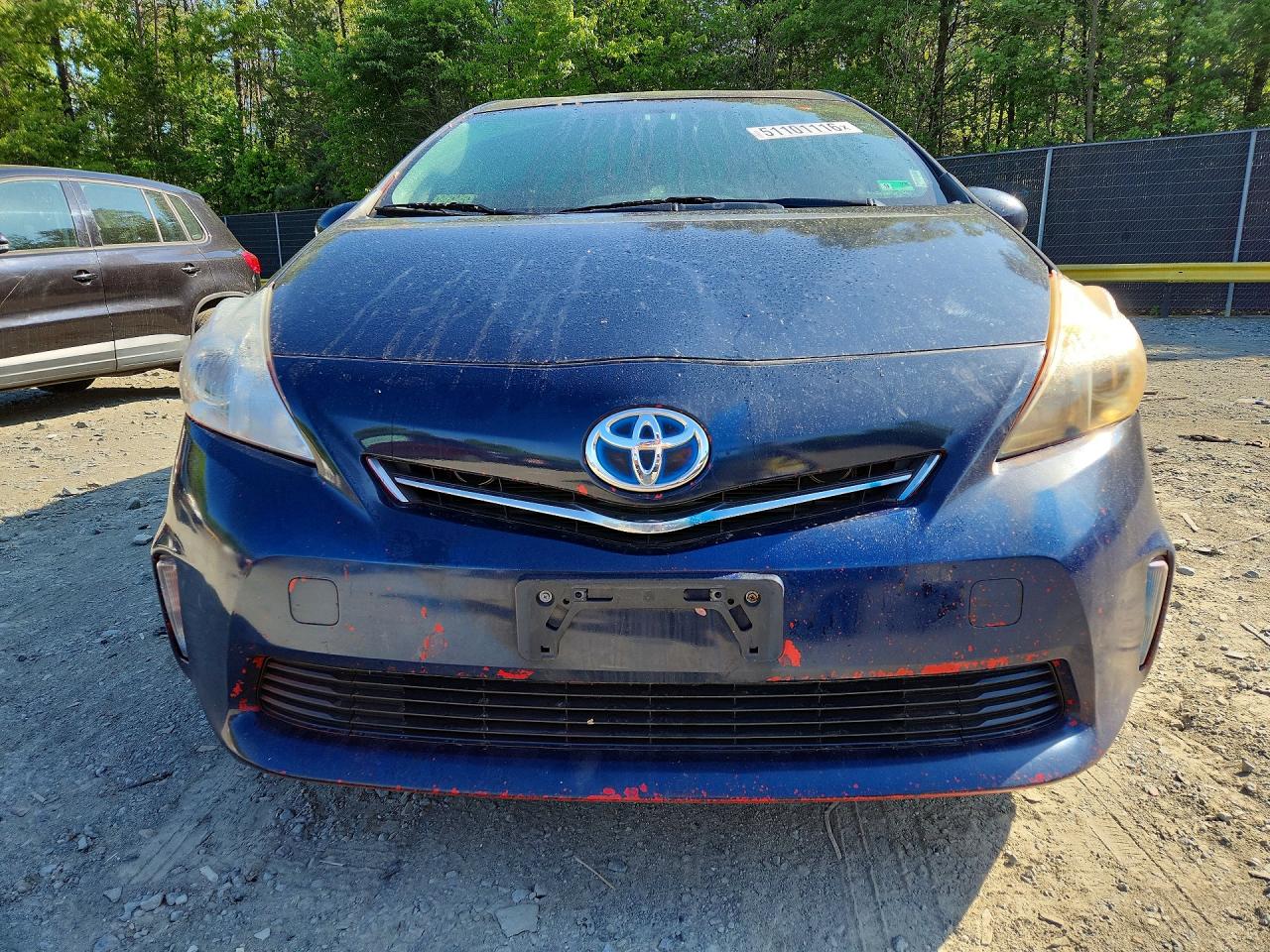 Toyota Prius v Two