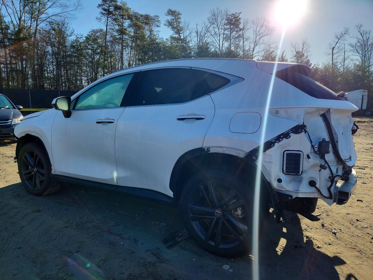 Lexus NX Base