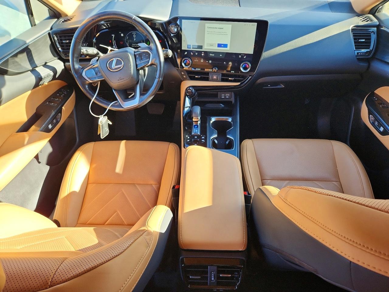 Lexus NX Base