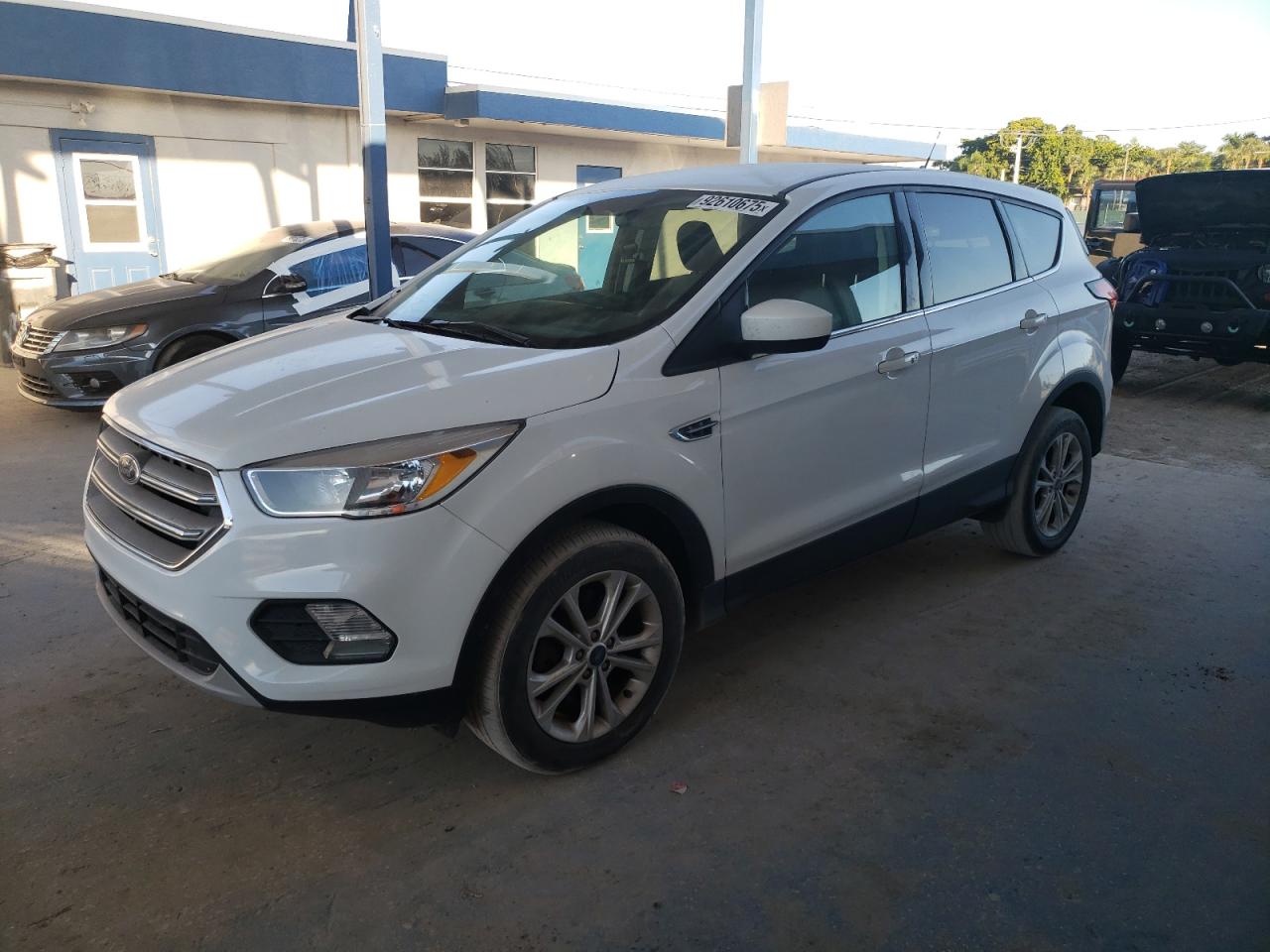 Salvage Ford Escape Image
