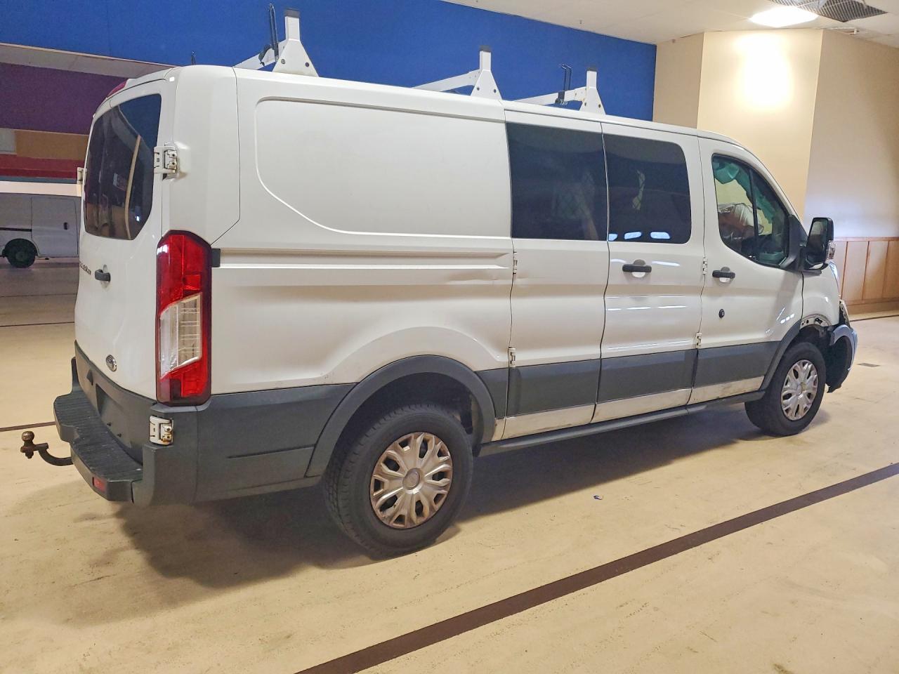 Ford Transit T-250