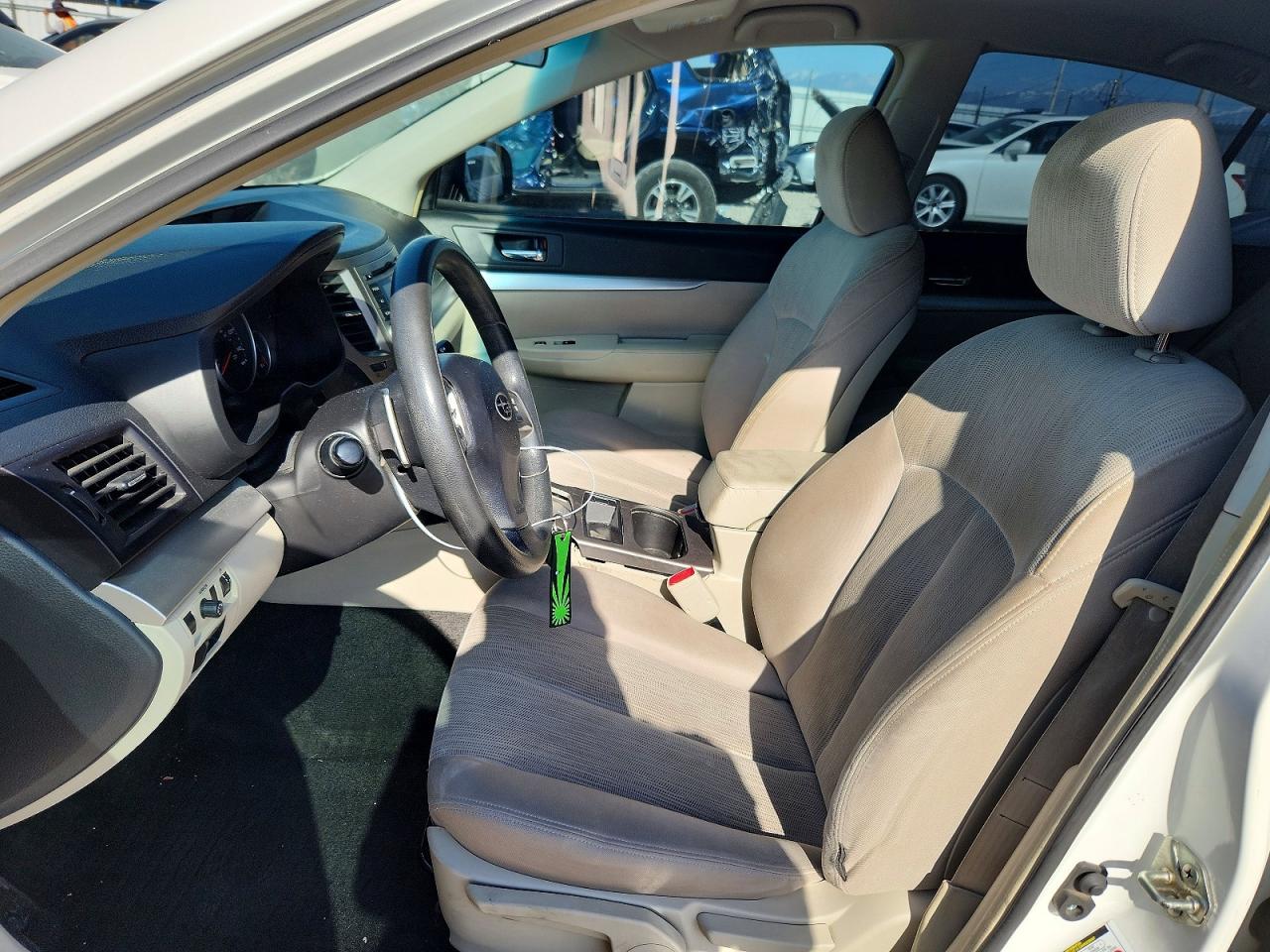 Subaru Legacy 2.5i
