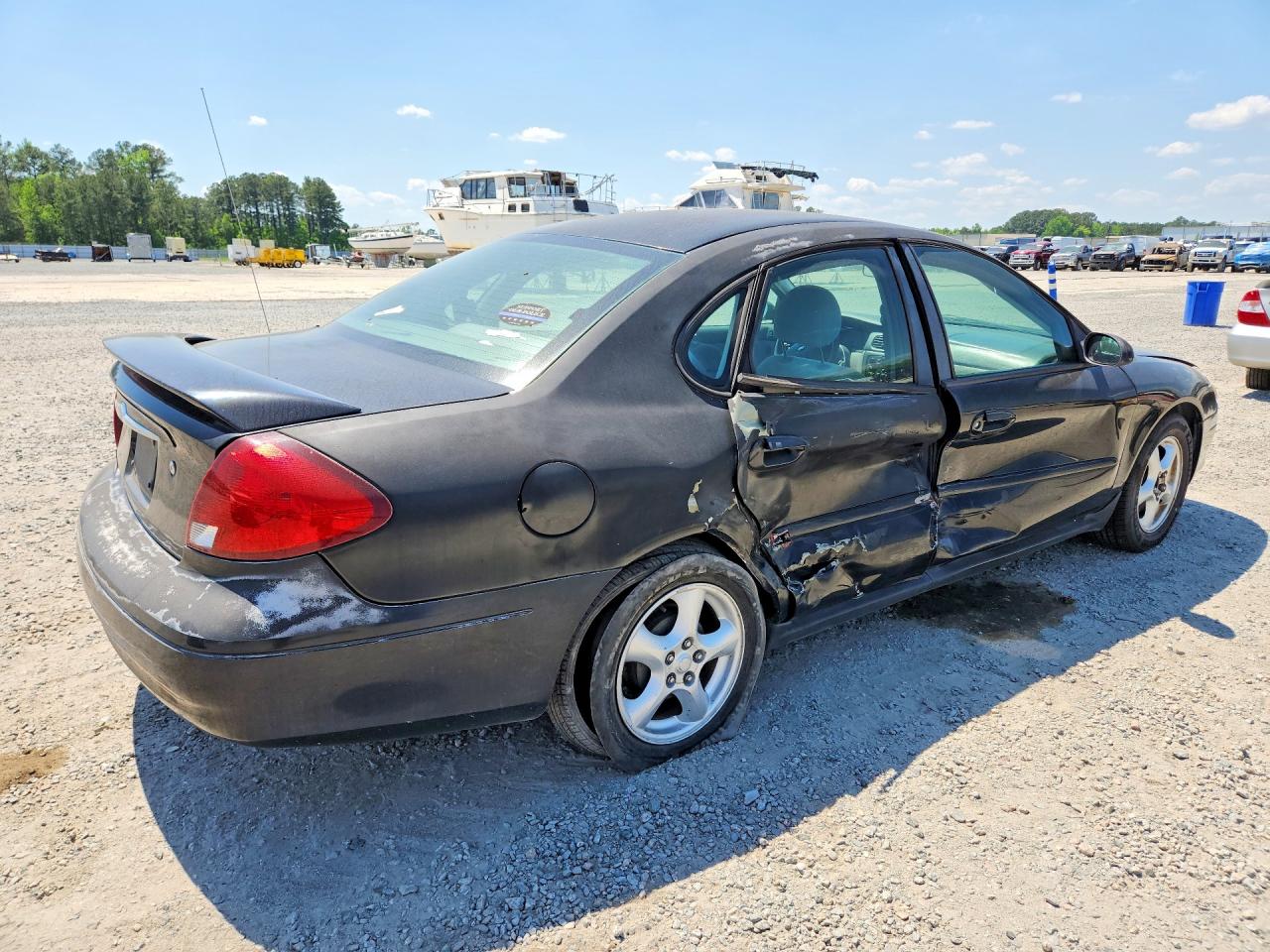 Ford Taurus