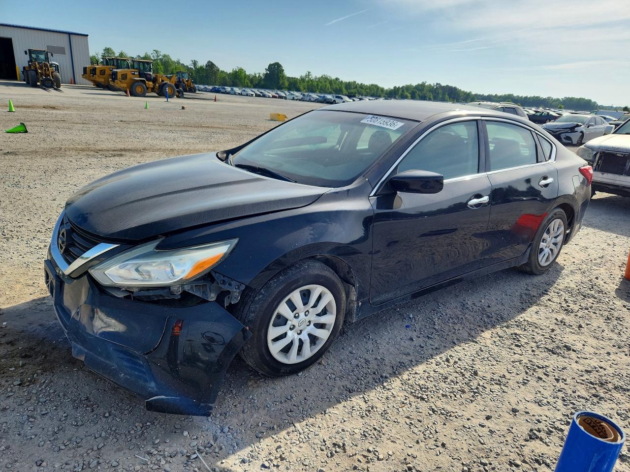 Salvage Nissan Altima Image