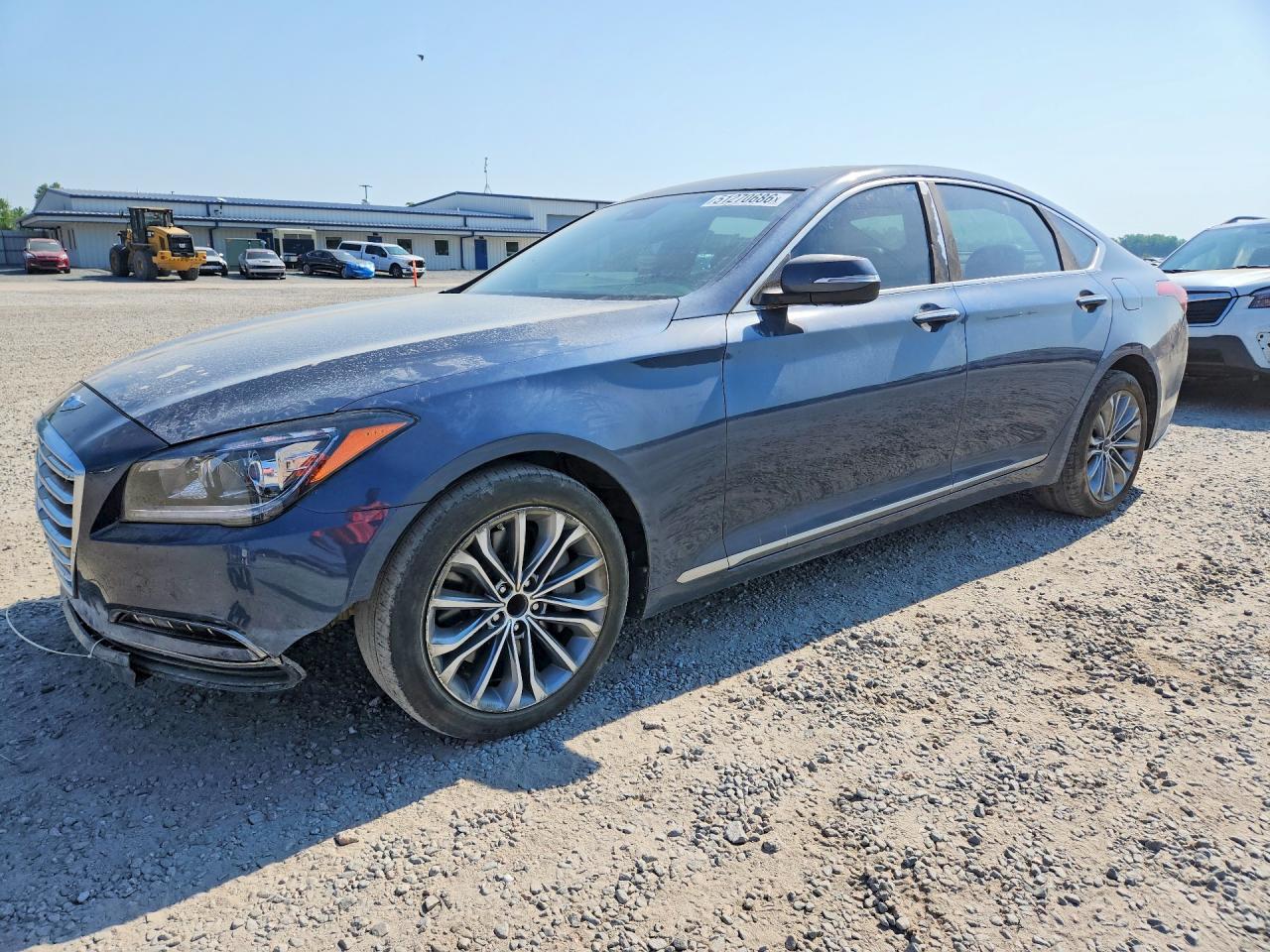 Salvage Hyundai Genesis Image