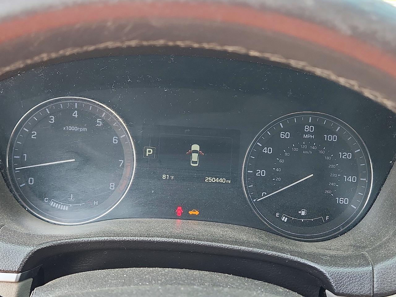 Hyundai Genesis 3.8l
