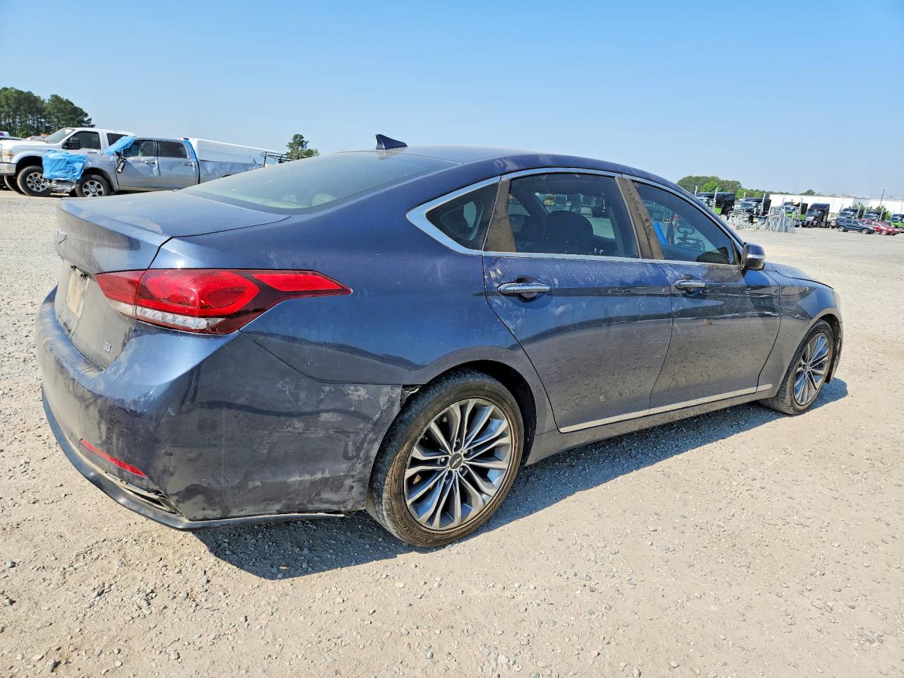 Hyundai Genesis 3.8l