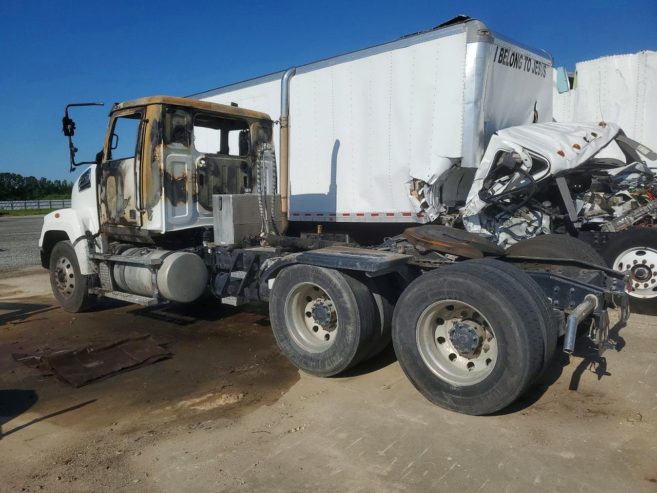 Western Star Auto Car Conventional 4700sf