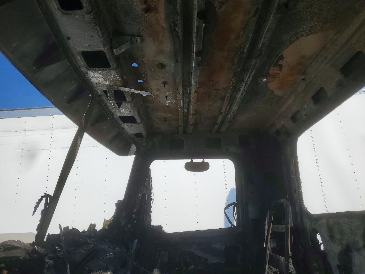 Western Star Auto Car Conventional 4700sf