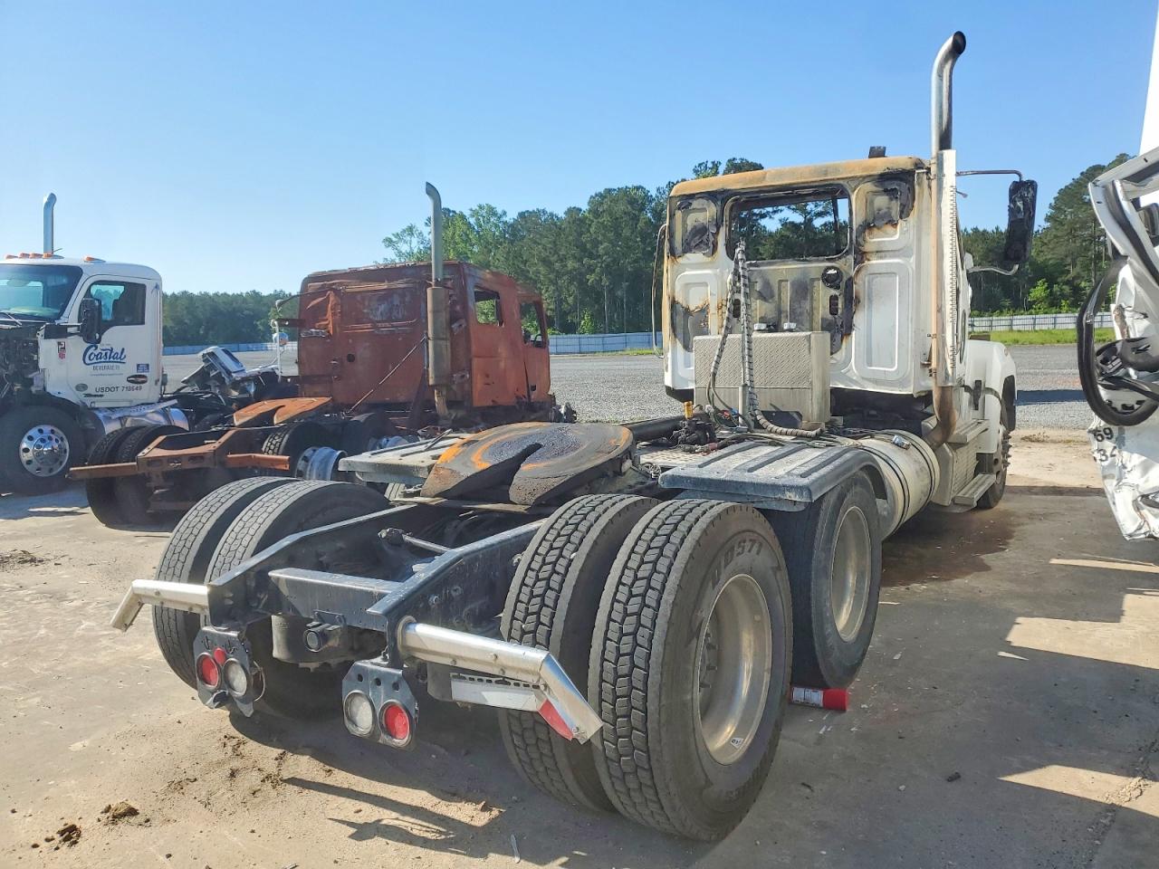 Western Star Auto Car Conventional 4700sf