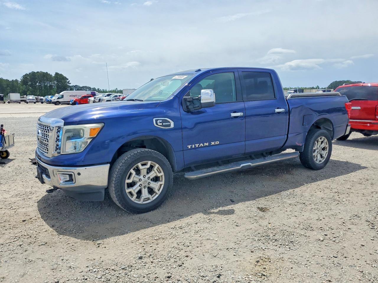 Salvage Nissan Titan Image