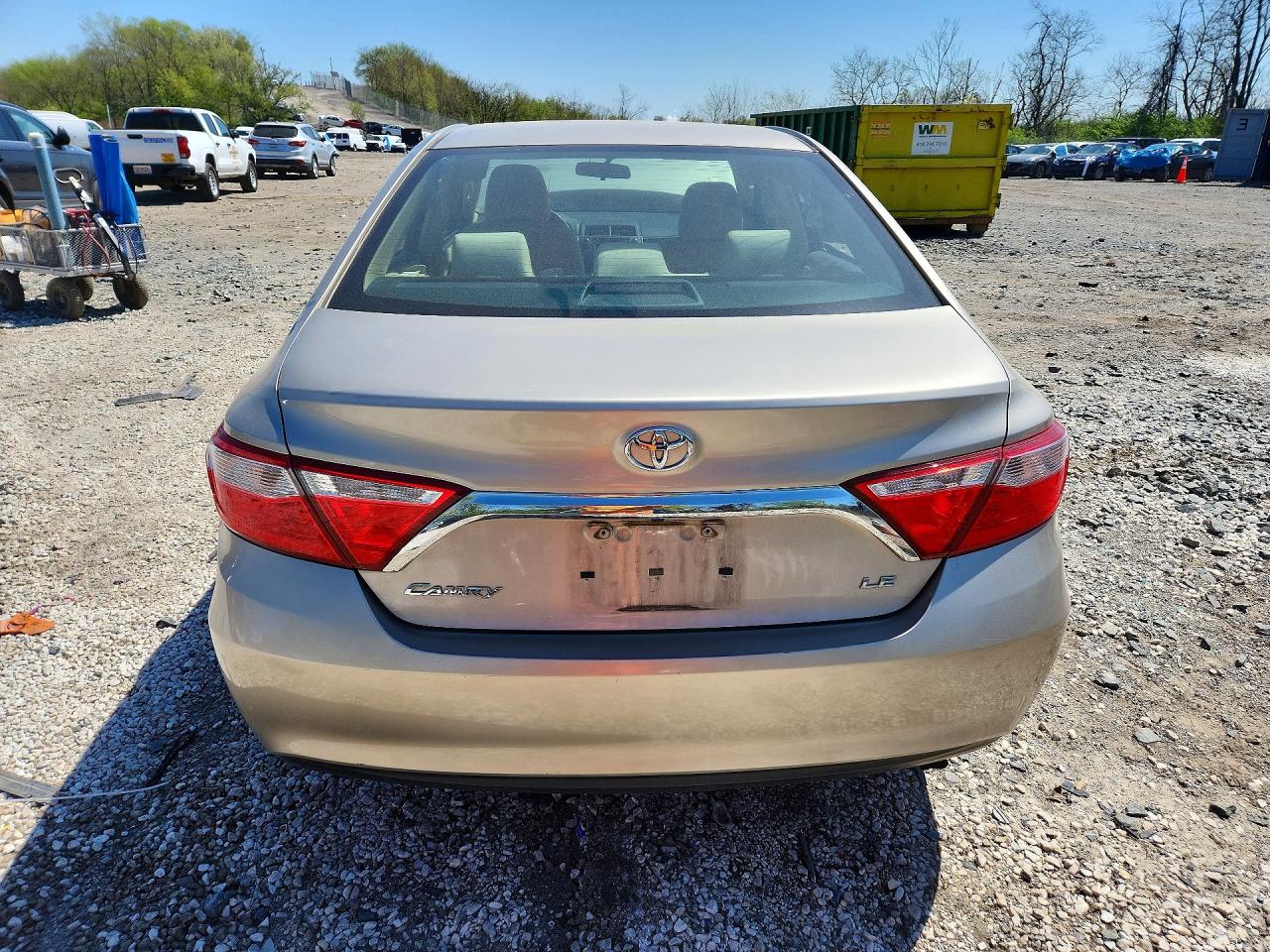 Toyota Camry Le
