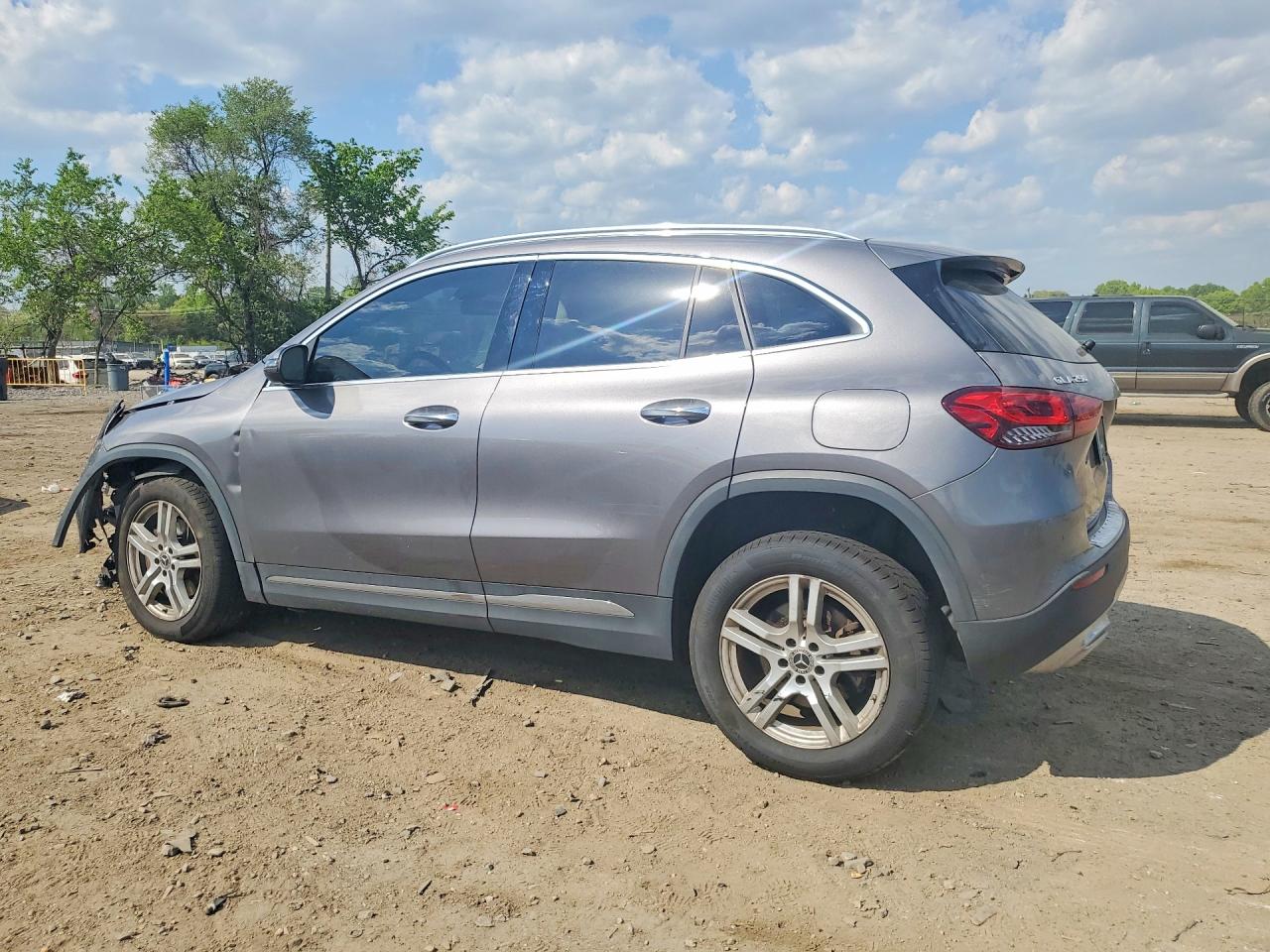 Mercedes-Benz GLA 250 4matic