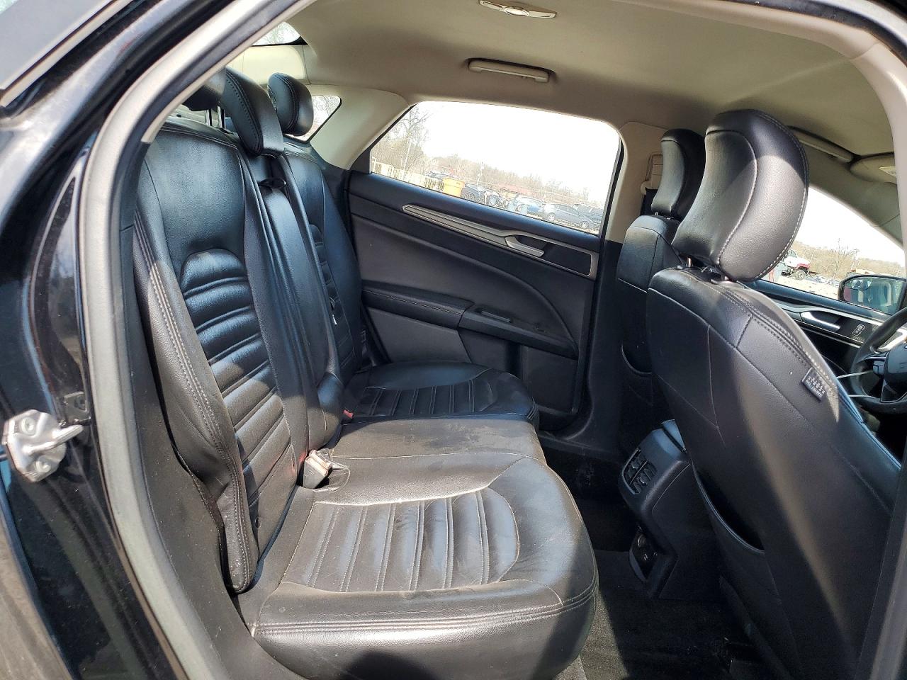 Ford Fusion Se Hybrid