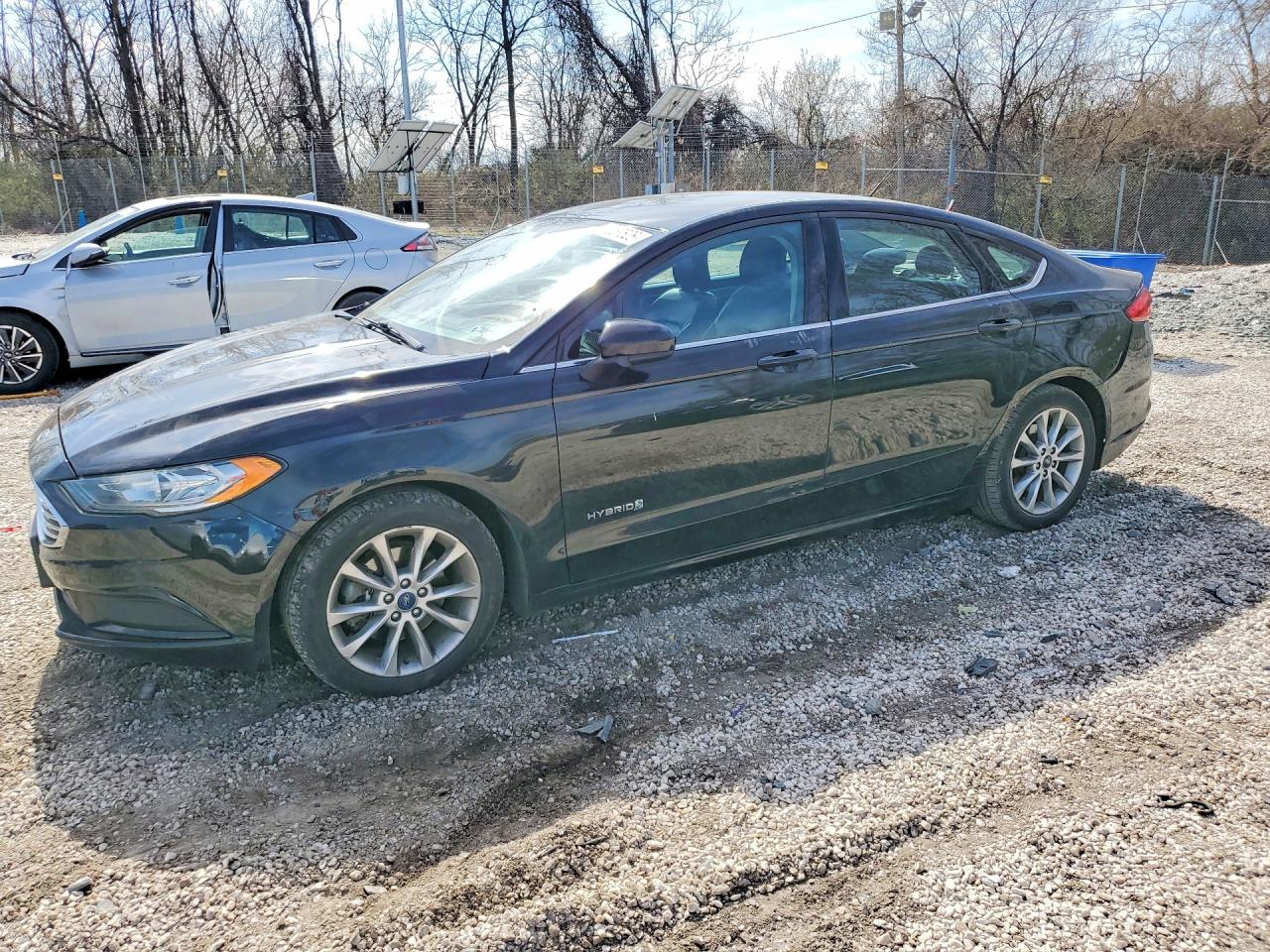 Salvage Ford Fusion Image