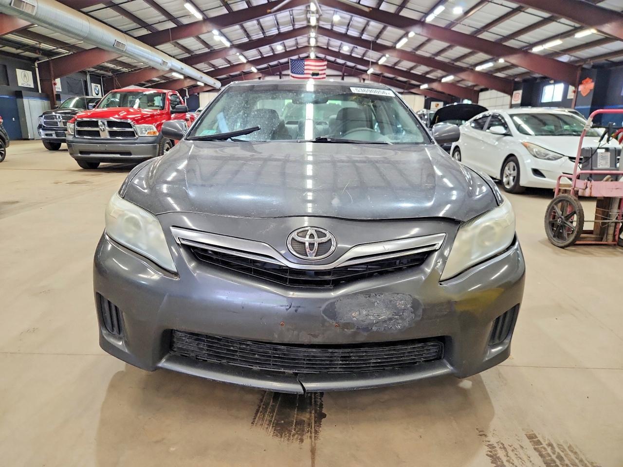 Toyota Camry Hybrid