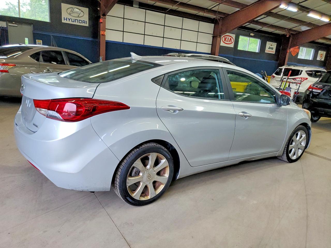 Hyundai ELANTRA Limited