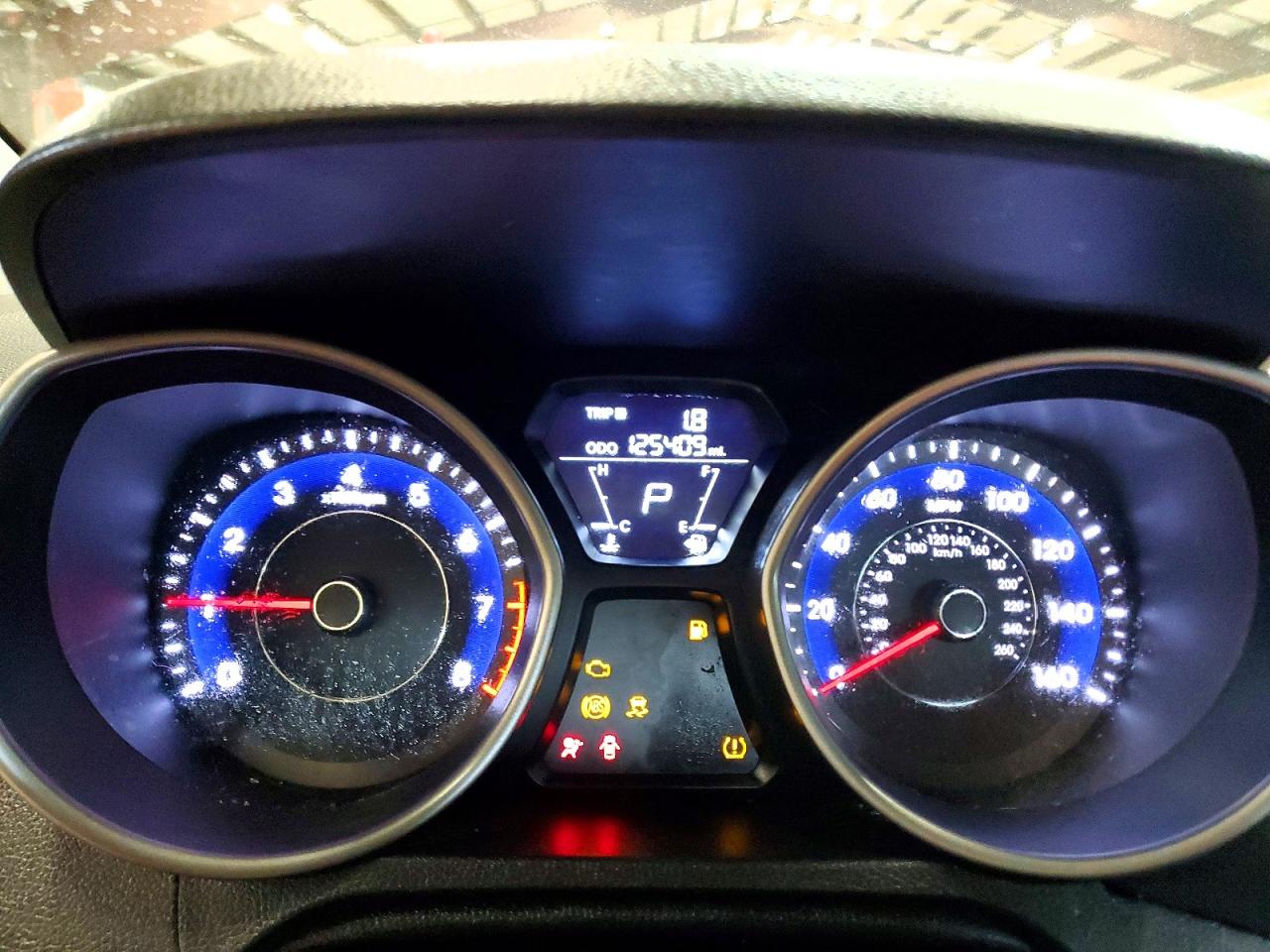 Hyundai ELANTRA Limited