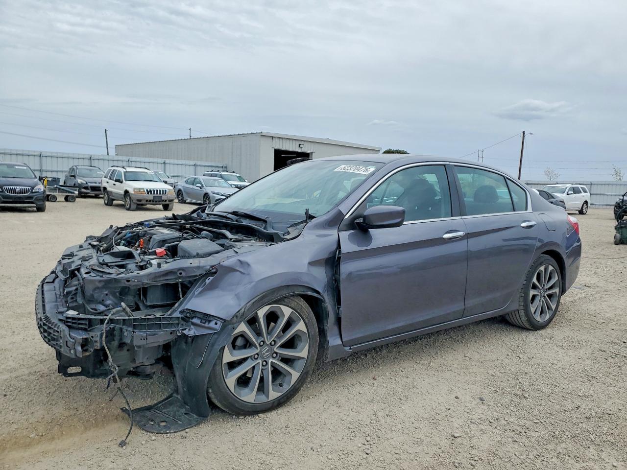 Salvage Honda Accord Image