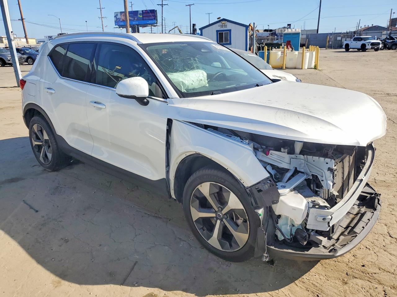 Volvo XC40 Core