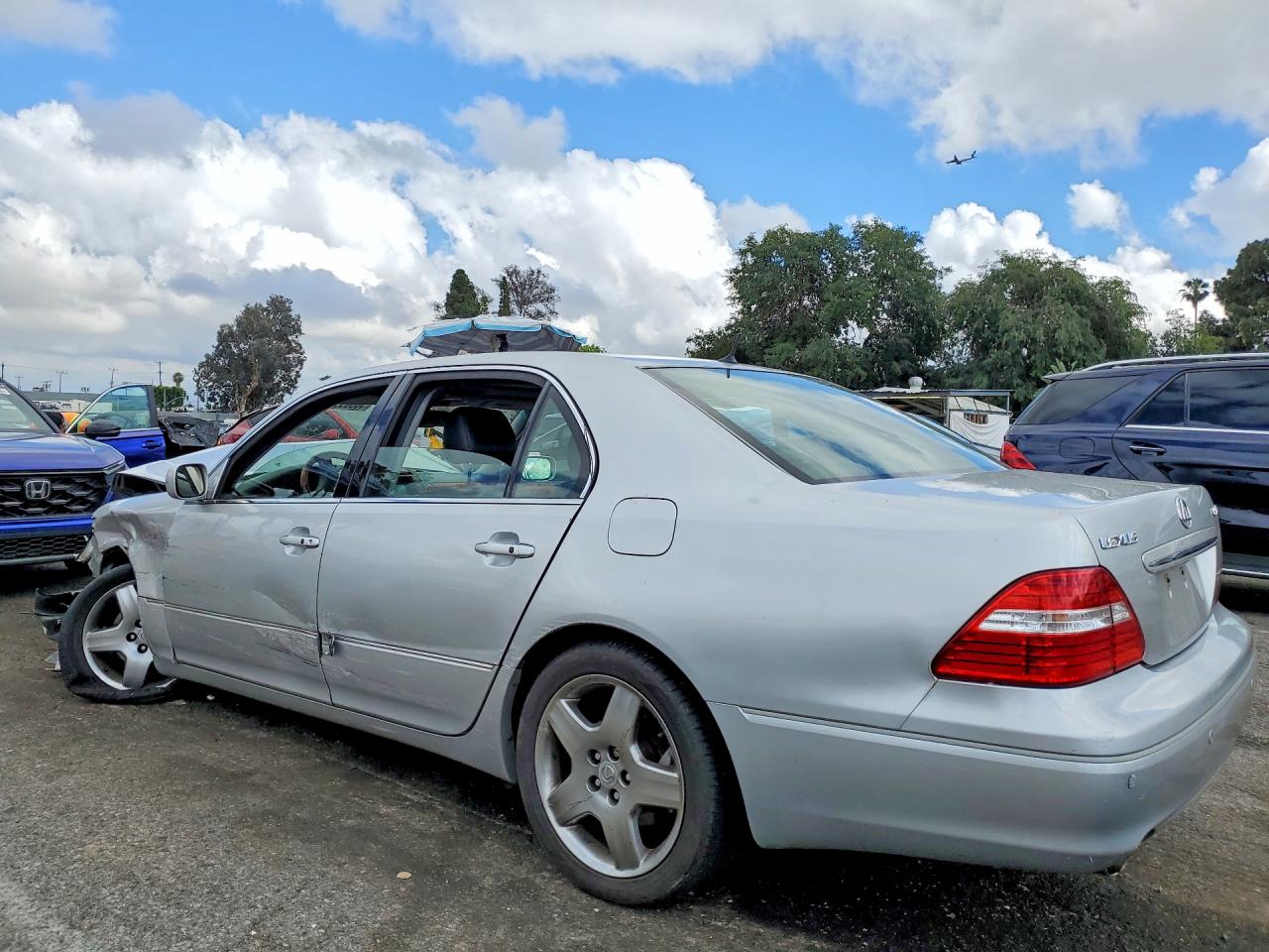 Lexus LS 430