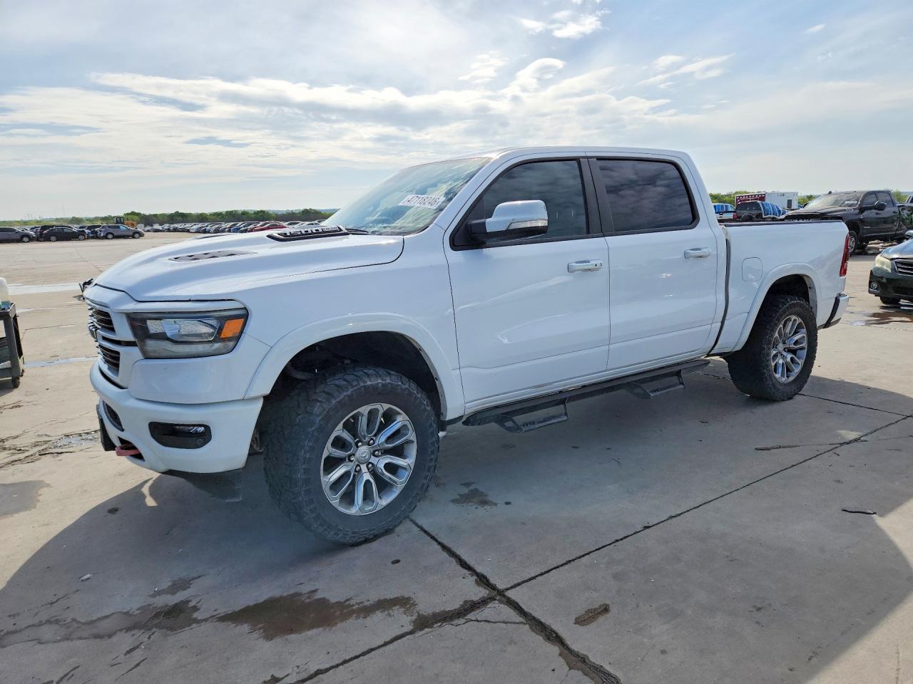 Salvage Ram 1500 Image