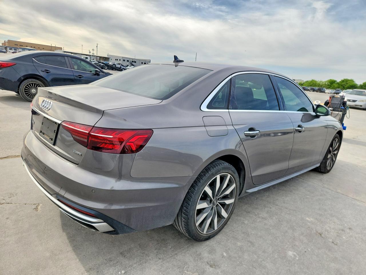 Audi A4 Premium 40