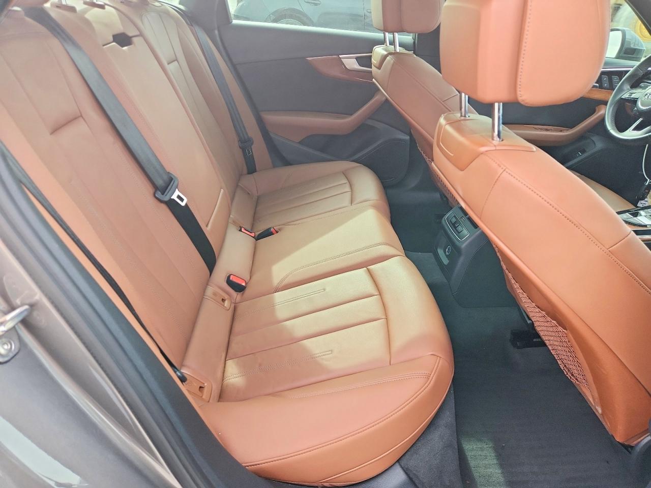 Audi A4 Premium 40
