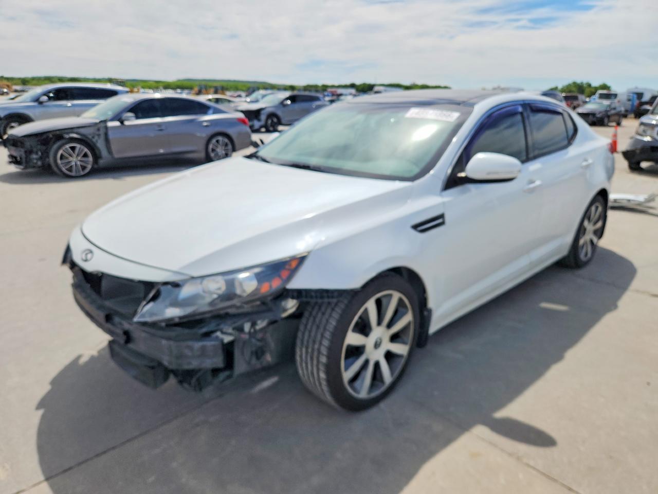 Salvage Kia Optima Image