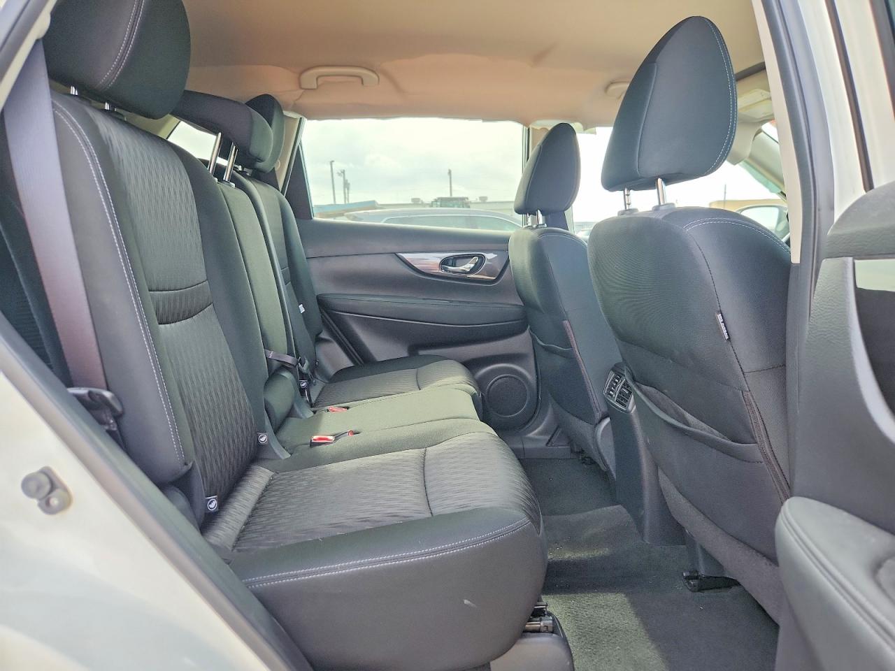 Nissan Rogue Sv