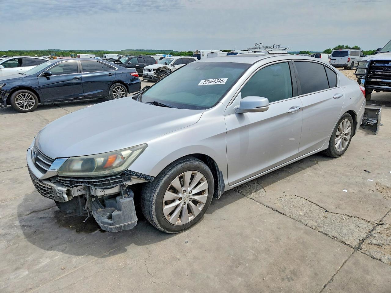 Salvage Honda Accord Image