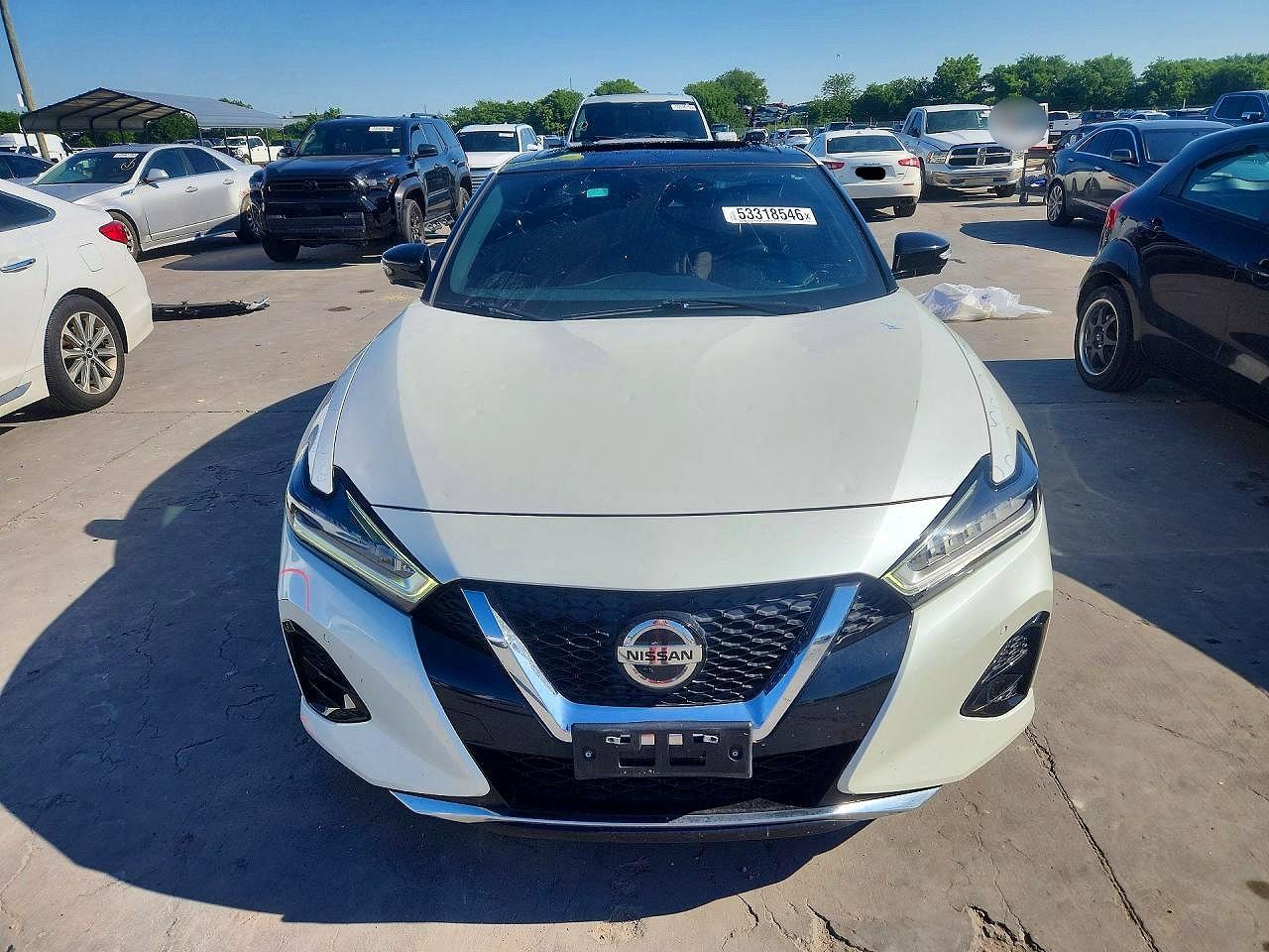 Nissan Maxima Platinum