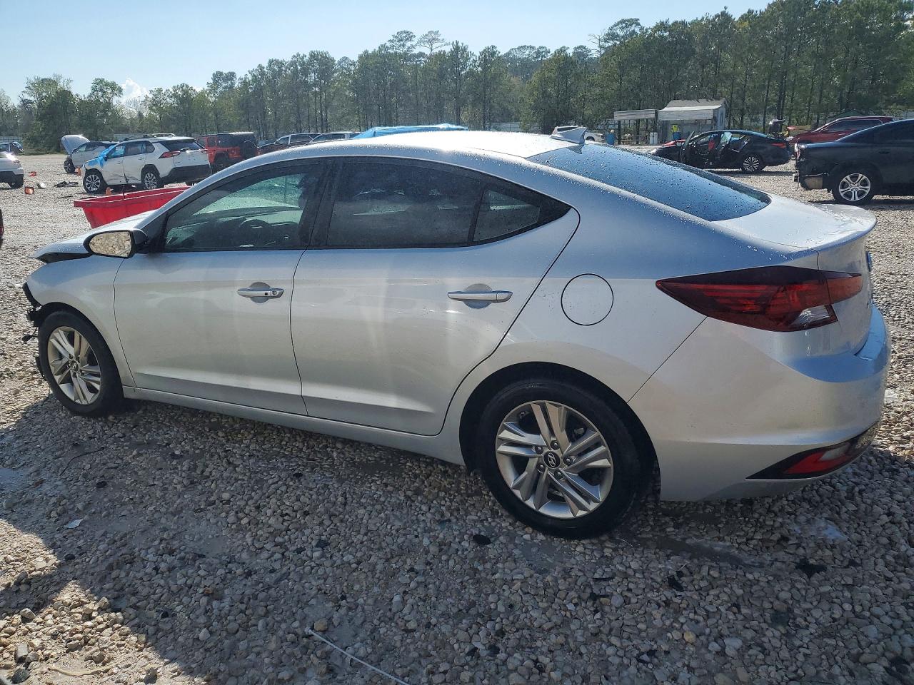 Hyundai ELANTRA Value Edition