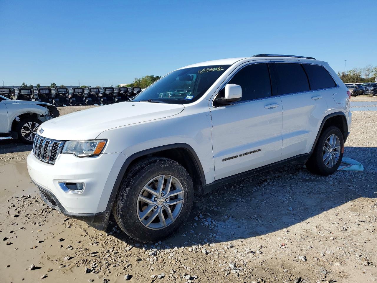 Salvage Jeep Cherokee Image