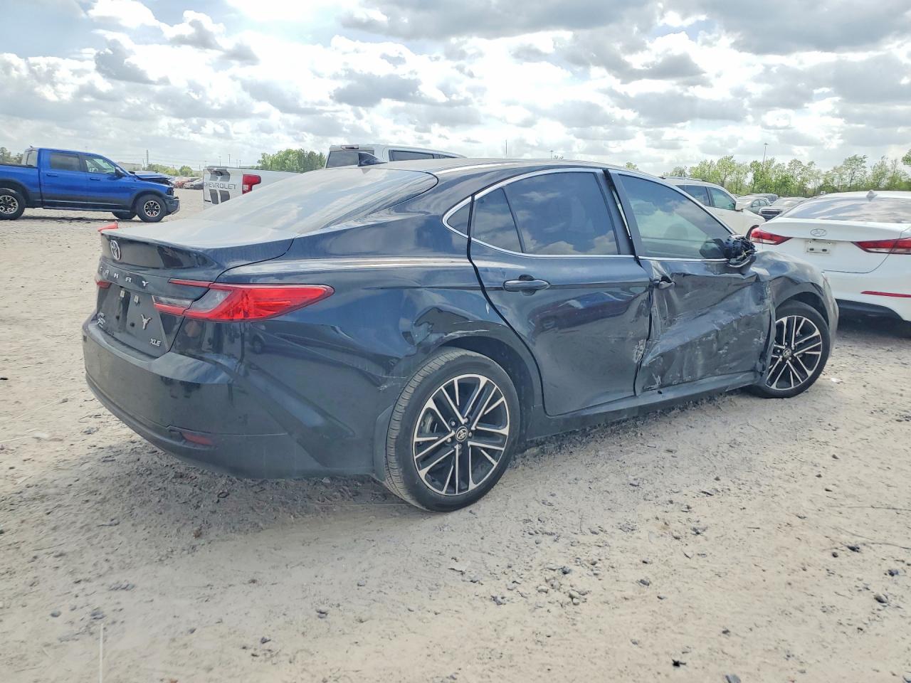 Toyota Camry Xle