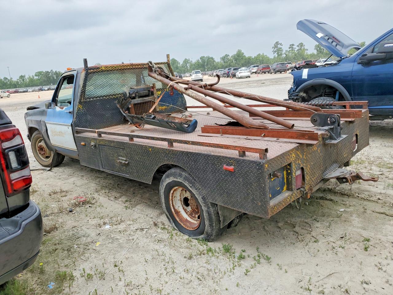 Chevrolet C30