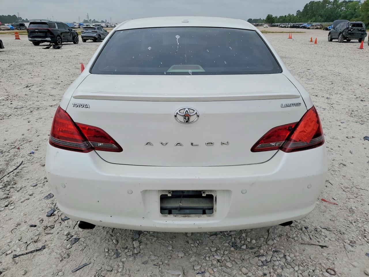 Toyota Avalon Limited