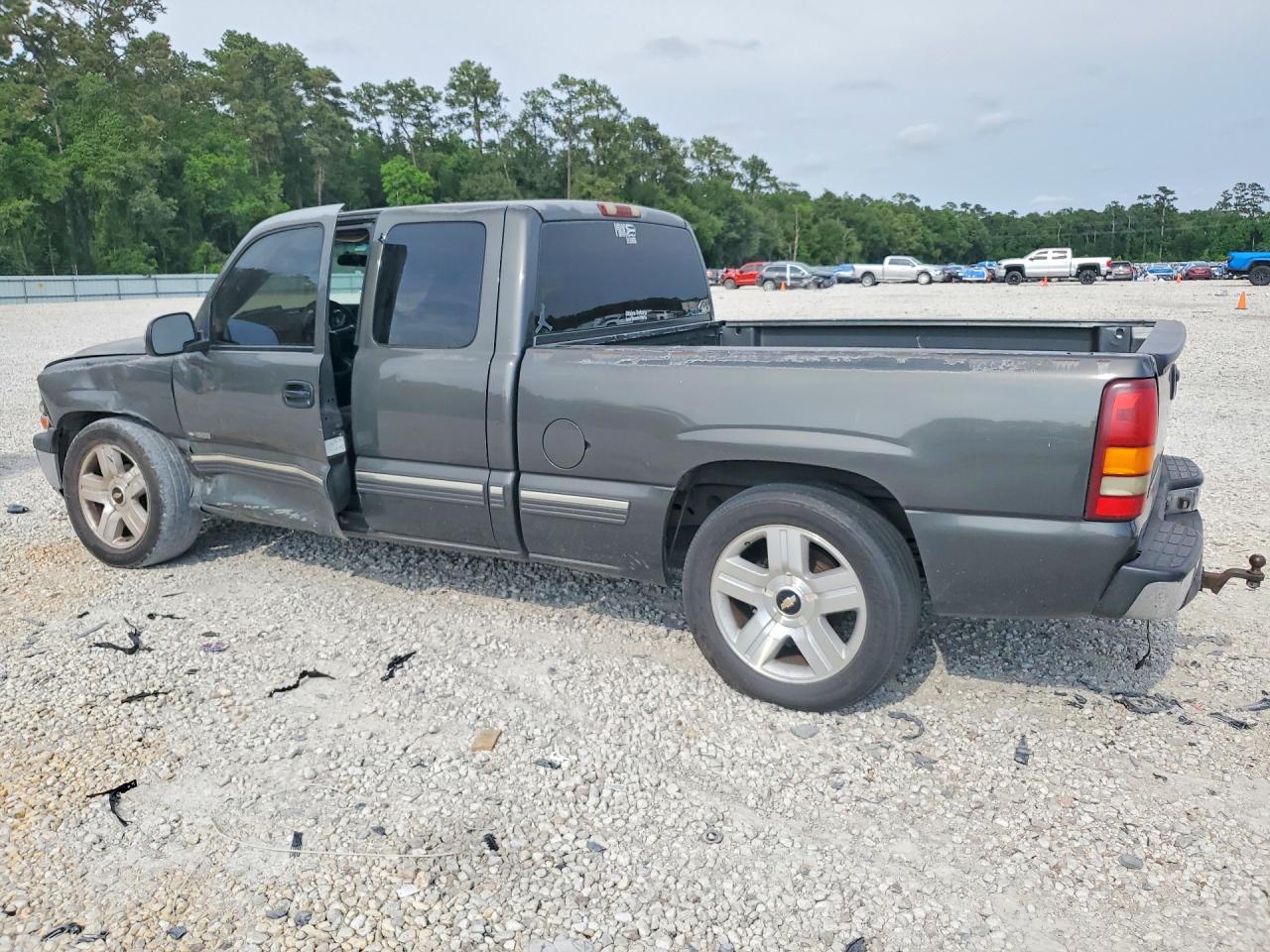 Chevrolet Silverado C1500