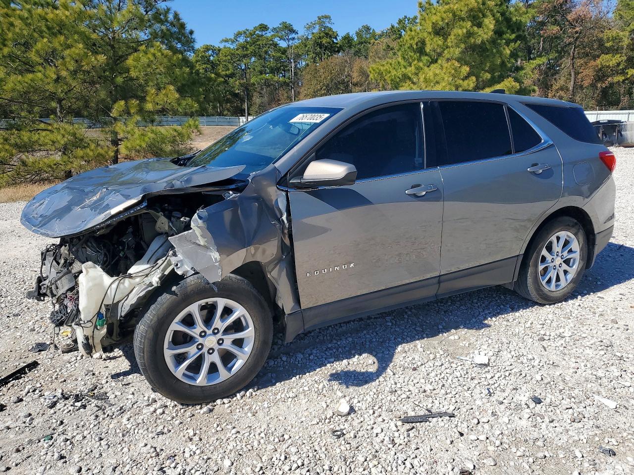 Salvage Chevrolet Equinox Image