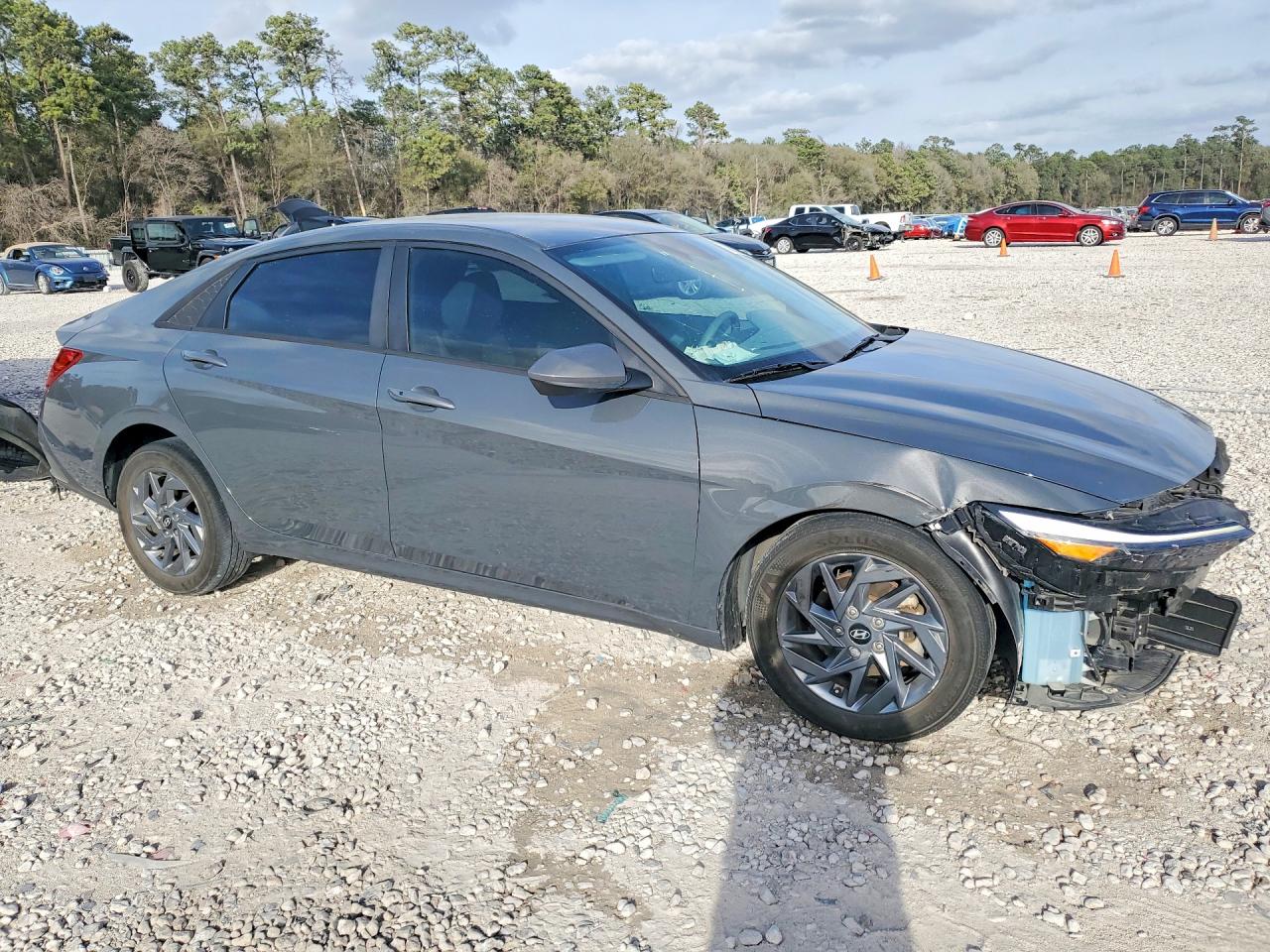 Hyundai ELANTRA Sel