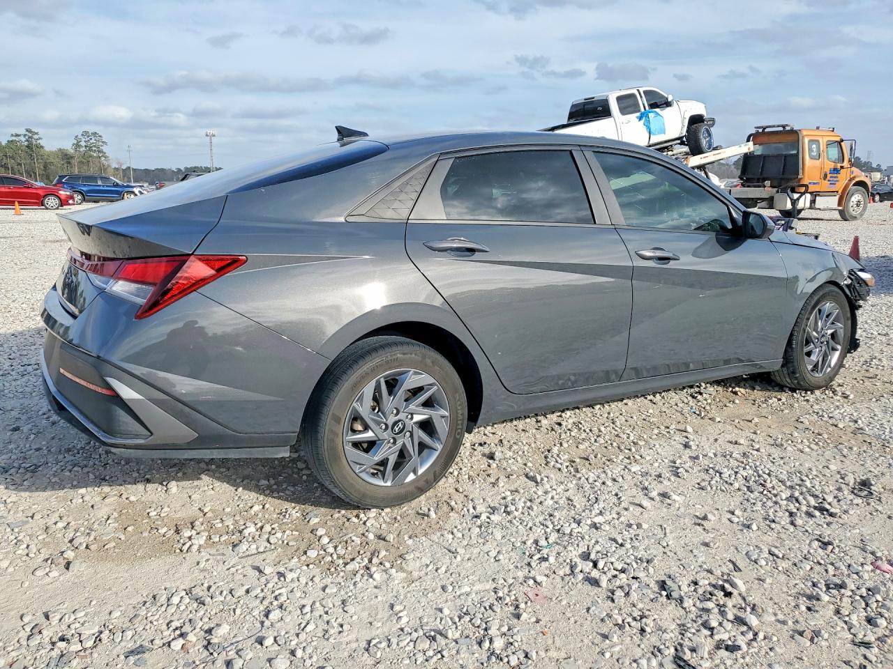 Hyundai ELANTRA Sel