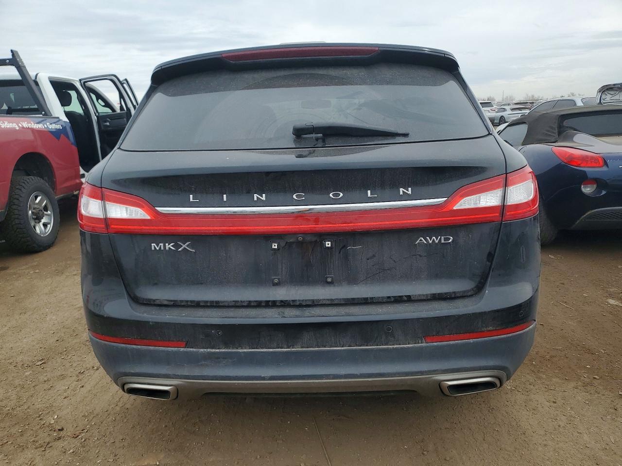 Lincoln MKX Select